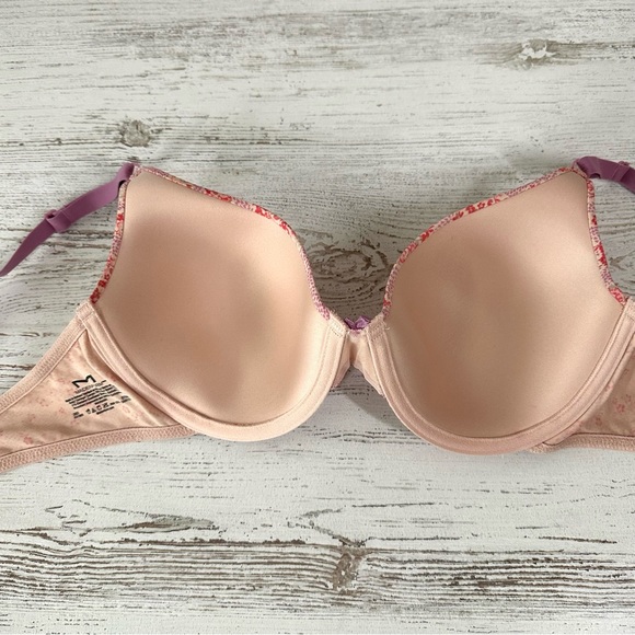 MAIDENFORM One Fab Fit Tailored Demi T-Shirt Underwire Bra Floral Hearts 38D - Picture 8 of 9